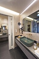 Vip's Motel Luxury Accommodation & Spa