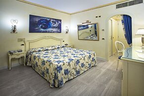 Vip's Motel Luxury Accommodation & Spa