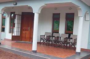 Ngorongoro Villa & Restaurant