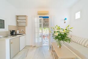 Antonina Hotel Apartments