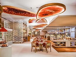 Pullman New Delhi Aerocity Hotel