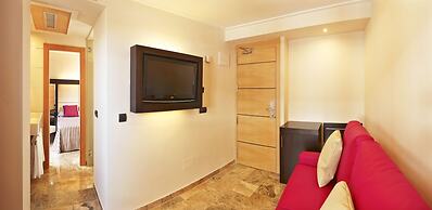 MLL Mediterranean Bay Hotel - Adults Only