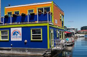 A Float Home B&B in Fisherman’s Wharf
