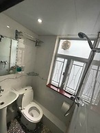 Everest Hostel