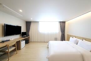 Benikea Cheonan Tourist hotel