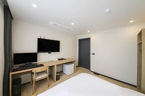 Benikea Cheonan Tourist hotel