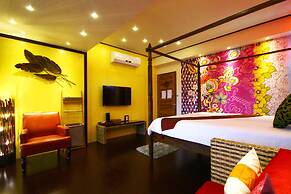 Mystery 13 B&B