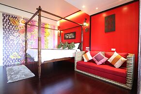 Mystery 13 B&B