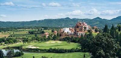 Town Square Suites by Toscana Valley