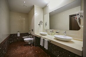 SK Royal Hotel Tula