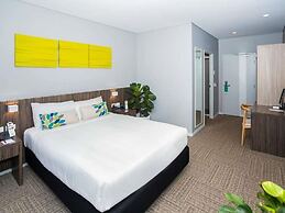 ibis Styles The Entrance