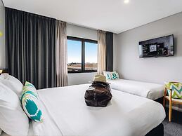 ibis Styles The Entrance