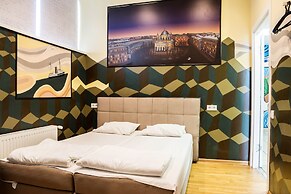 Aqua Hostel