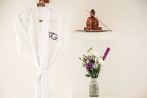 Villas Geminis Boutique Condo Hotel