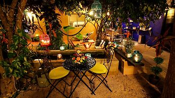Villas Geminis Boutique Condo Hotel