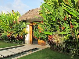 Nyaman Villas