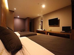 Designers Hotel The Rich