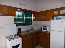 Caribbean Inn & Suites
