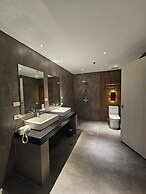 Valentino's Hotel
