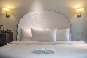 Valentino's Hotel