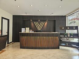 Valentino's Hotel