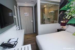 J8 Hotel