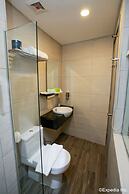 J8 Hotel