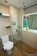 J8 Hotel