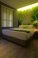 J8 Hotel