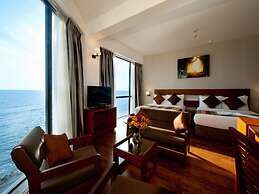 The Ocean Colombo
