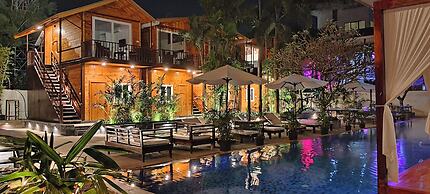 SinQ Party Hotel