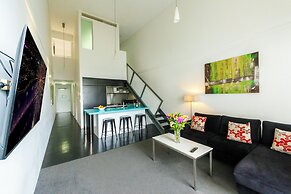 Miro Apartments