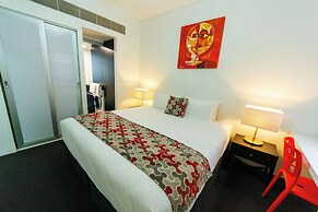 Miro Apartments