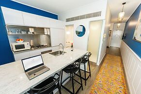 Miro Apartments