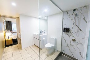 Miro Apartments