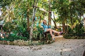 Tubo Tulum Hostel - Unique Stay