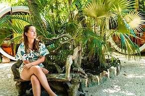 Tubo Tulum Hostel - Unique Stay