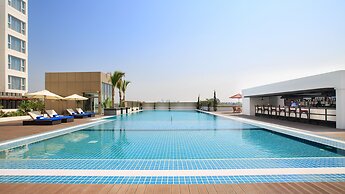 Novotel Yangon Max