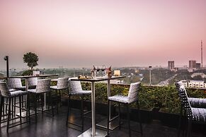 Novotel Yangon Max