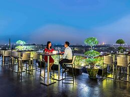 Novotel Yangon Max
