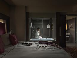 Novotel Yangon Max
