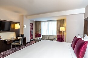Novotel Yangon Max