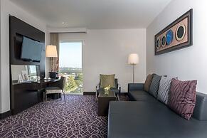 Novotel Yangon Max