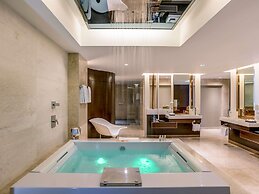 Novotel Yangon Max