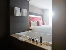 Novotel Yangon Max