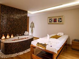 Novotel Yangon Max