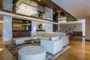 Novotel Yangon Max