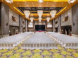 Novotel Yangon Max