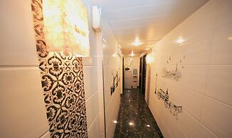 Mira Inn