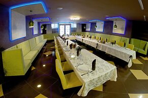 Green Park Kaluga Hotel
